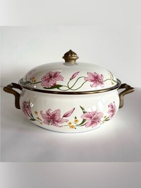 Vintage Normandy Taiwan Lily Floral Enamelware Dutch Oven Cookware